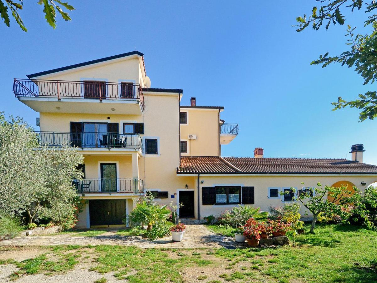 Apartman Albina-2 By Interhome *